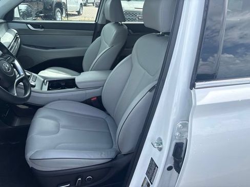 Used 2024 Hyundai Palisade SEL FWD image 9