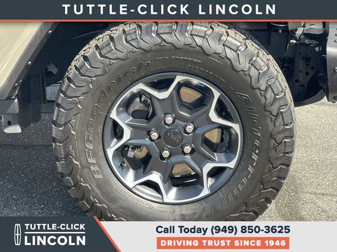 Used 2022 Jeep Wrangler Unlimited Rubicon 4xe w/ Steel Bumper Group AWD/4WD image 10
