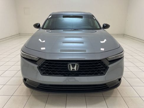 Certified 2025 Honda Accord SE image 25