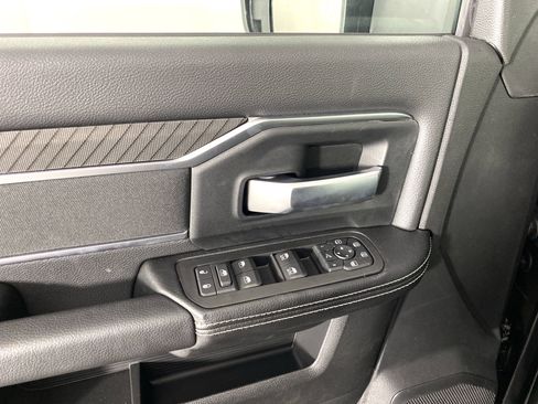 New 2026 RAM 2500 Big Horn AWD/4WD image 13