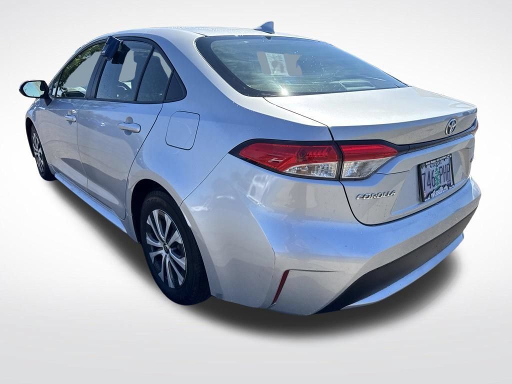 Used 2022 Toyota Corolla LE FWD image 5