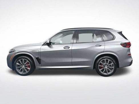 New 2026 BMW X5 xDrive50e w/ M Sport Package AWD/4WD image 8