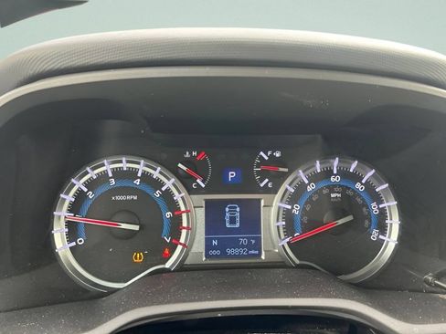 Used 2018 Toyota 4Runner Limited AWD/4WD image 24