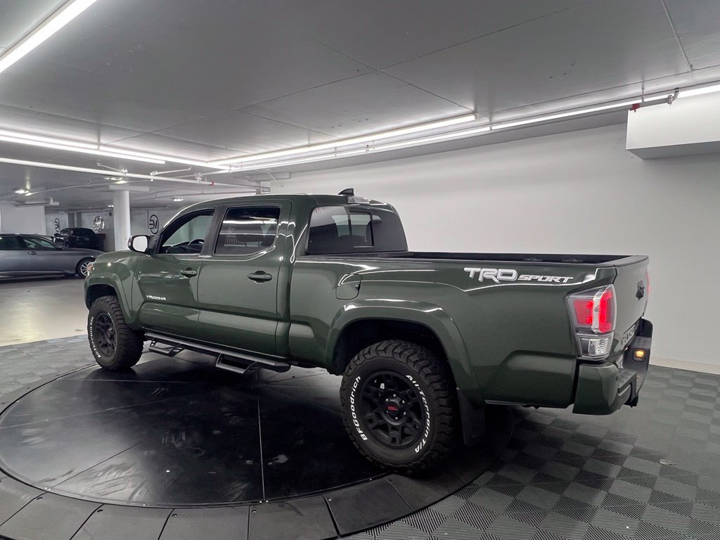 Used 2021 Toyota Tacoma TRD Sport w/ Technology Package RWD image 4