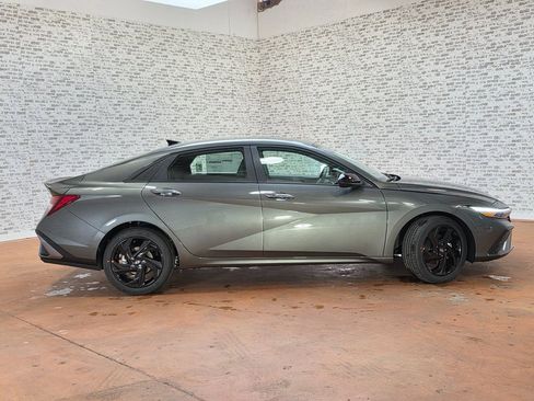 New 2026 Hyundai Elantra Sport image 8