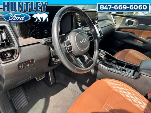 Used 2022 Kia Sorento SX Prestige w/ Rust Color Package AWD/4WD image 24