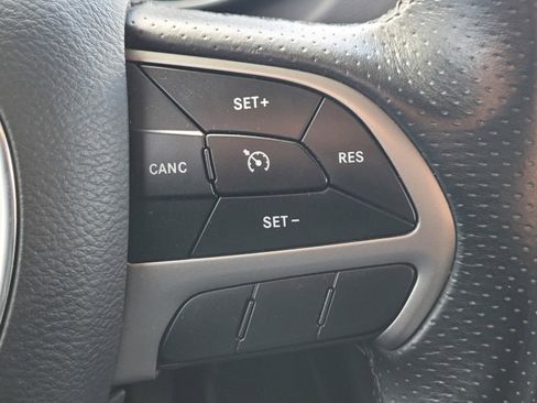 Used 2020 Dodge Durango SXT image 26