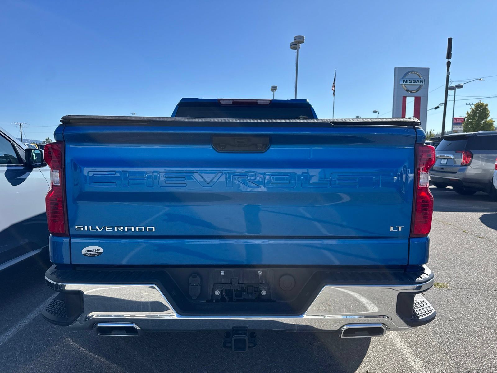 Used 2023 Chevrolet Silverado 1500 LT w/ Z71 Off-Road Package AWD/4WD image 7