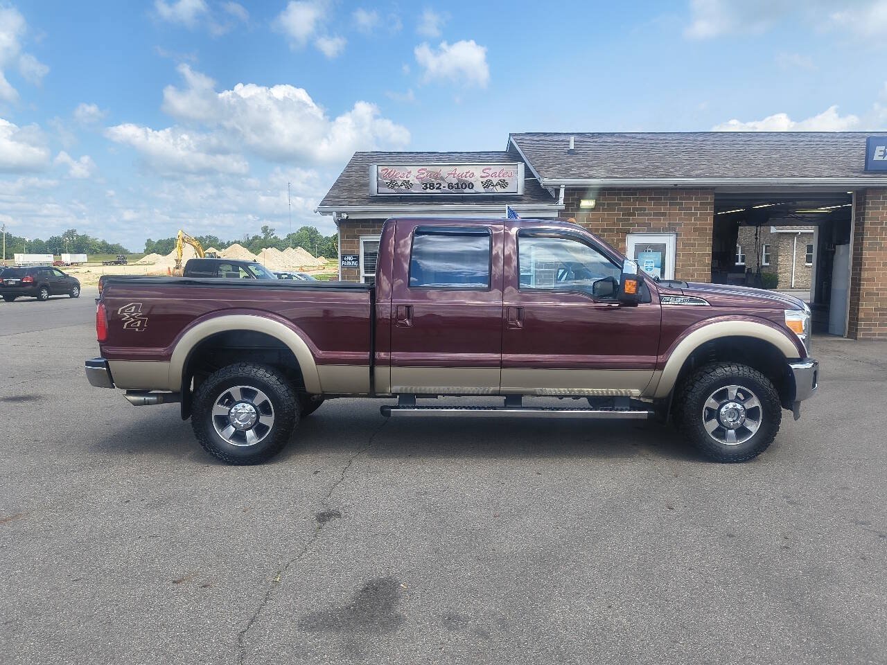 Used 2011 Ford F350 Lariat w/ Chrome Pkg AWD/4WD image 2
