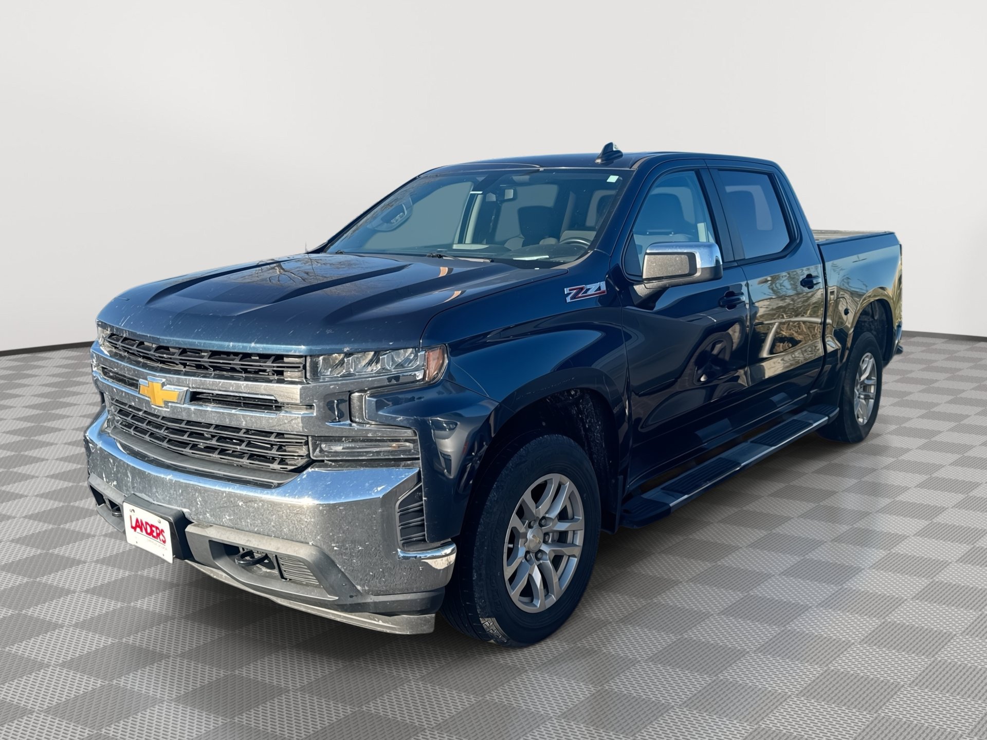 Used 2021 Chevrolet Silverado 1500 LT w/ Z71 Off-Road Package AWD/4WD image 1
