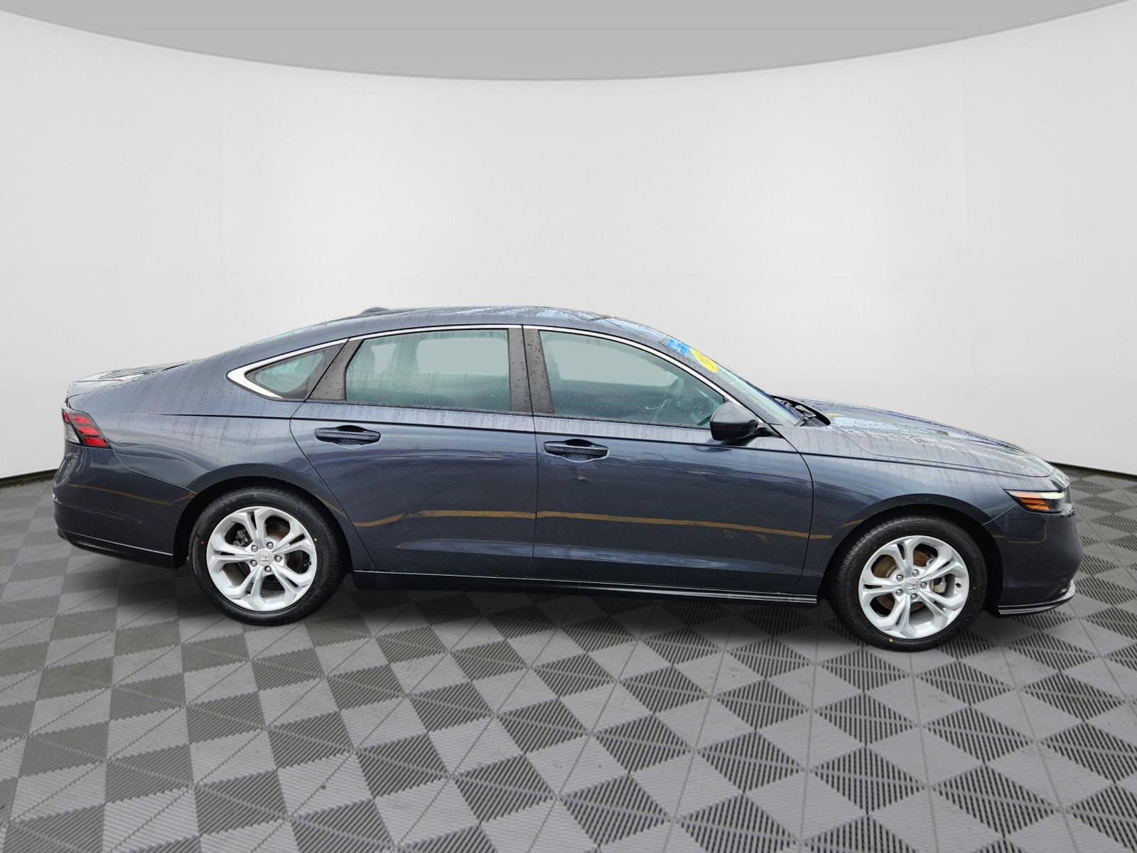 Certified 2024 Honda Accord LX image 6