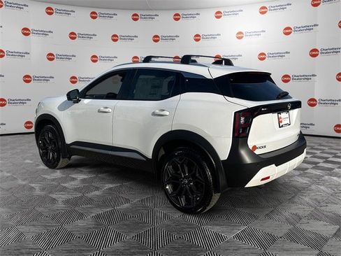 New 2026 Nissan Kicks SR image 3