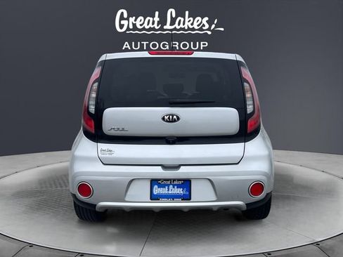 Used 2018 Kia Soul + image 4