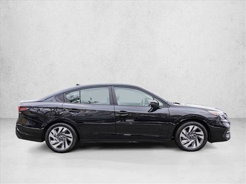 Used 2025 Subaru Legacy Limited image 4