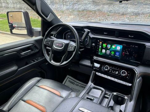 Used 2024 GMC Sierra 3500 AT4 w/ Technology Package image 23