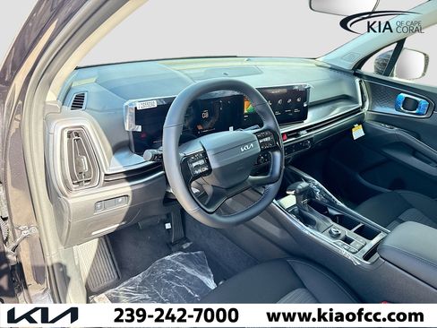 New 2026 Kia Sorento LX image 25