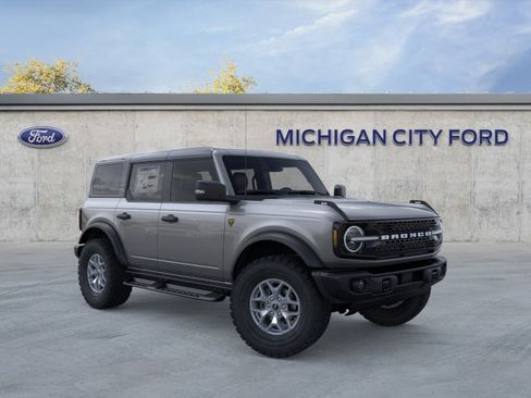 New 2025 Ford Bronco Badlands AWD/4WD image 7