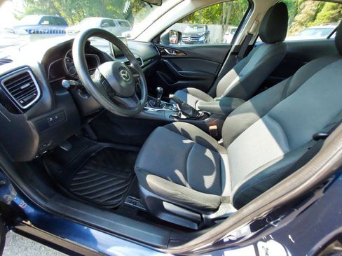 Used 2016 MAZDA MAZDA3 i Sport FWD image 7