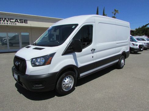 Used 2023 Ford Transit 250 Medium Roof AWD w/ Load Area Protection Package image 4