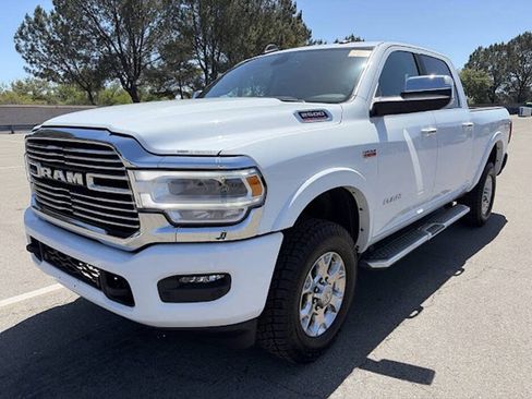 Used 2021 RAM 2500 Laramie AWD/4WD image 1
