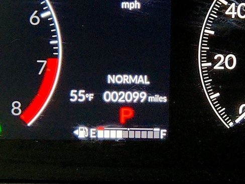 Used 2026 Honda Odyssey Elite image 16