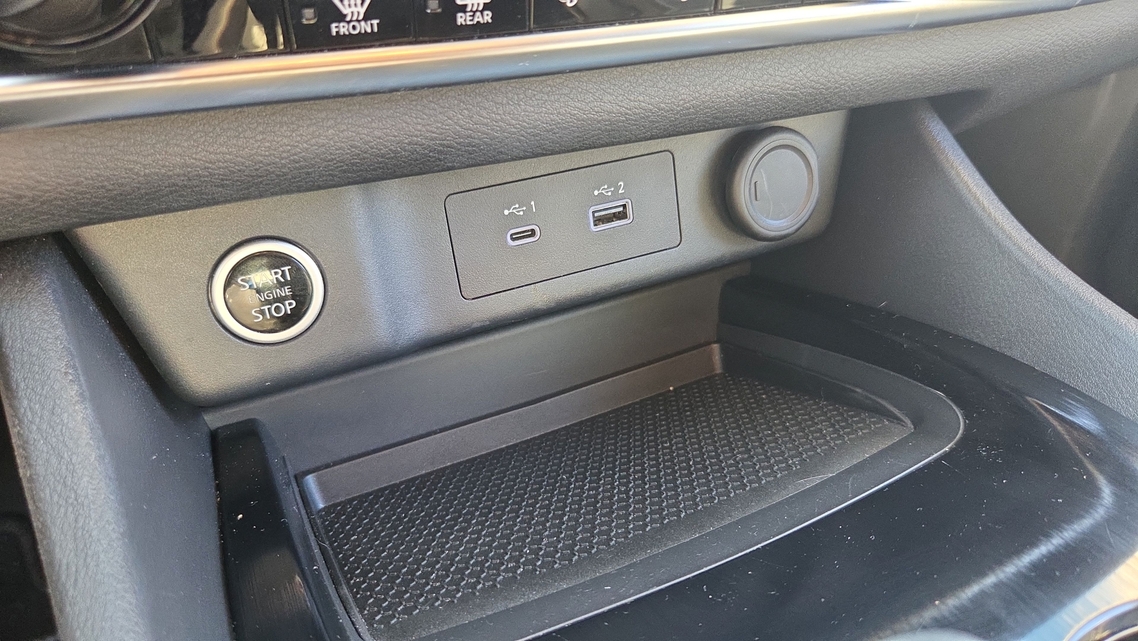 Used 2023 Nissan Rogue SV FWD image 22