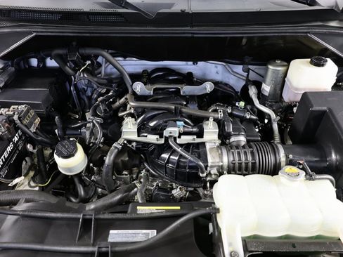 Used 2021 Nissan NV 3500 SL image 38