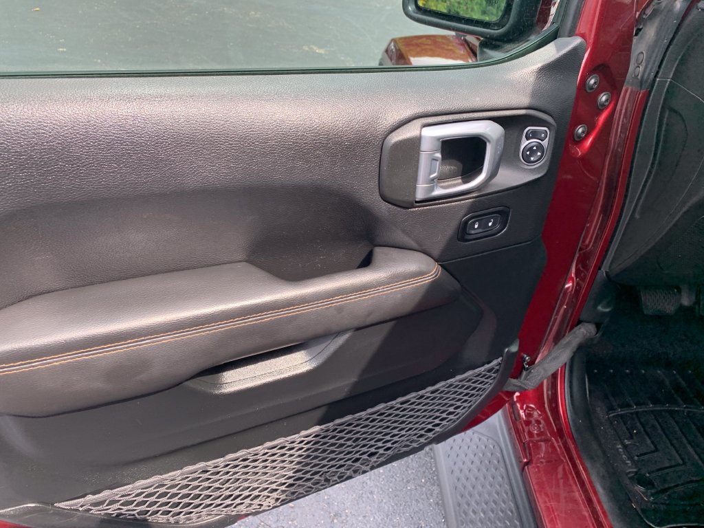 Used 2021 Jeep Gladiator Overland AWD/4WD image 18