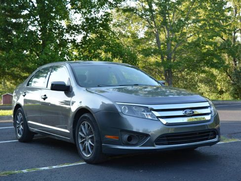 Used 2011 Ford Fusion SE w/ 202A Rapid Spec Order Code FWD image 3