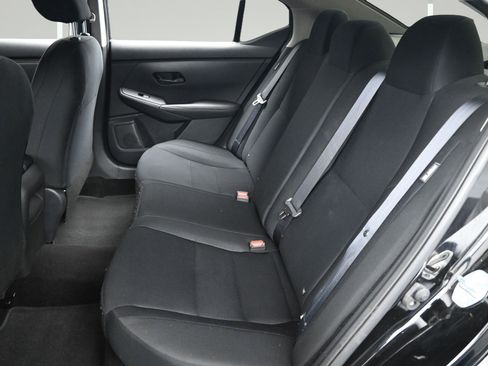 Certified 2024 Nissan Sentra S FWD image 11