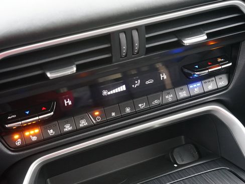 New 2026 MAZDA CX-90 3.3 Turbo w/ Premium Plus Pkg image 16