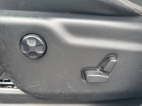 Used 2021 Jeep Grand Cherokee Freedom Edition image 18