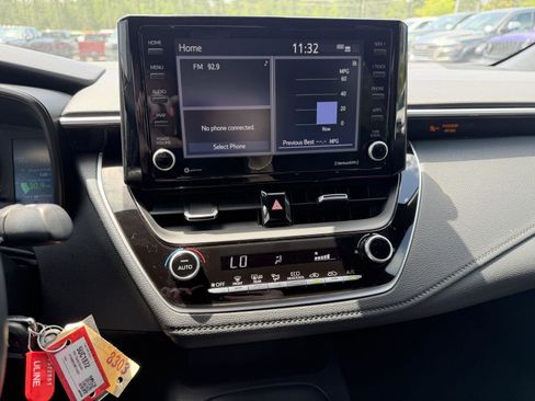 Used 2022 Toyota Corolla SE FWD image 10