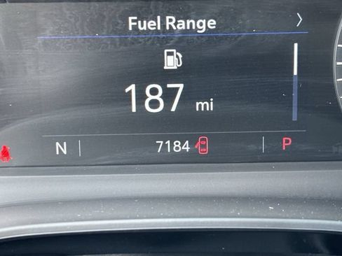 Used 2025 Cadillac XT5 Luxury FWD image 31