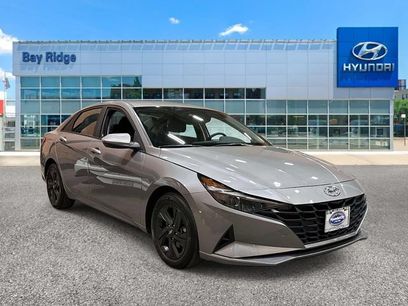 Used 2023 Hyundai Elantra SEL