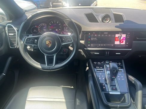 Used 2022 Porsche Cayenne Platinum Edition AWD/4WD image 25