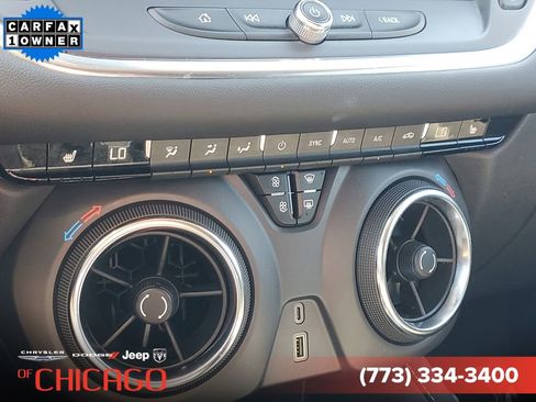 Used 2025 Chevrolet Blazer LT FWD image 29