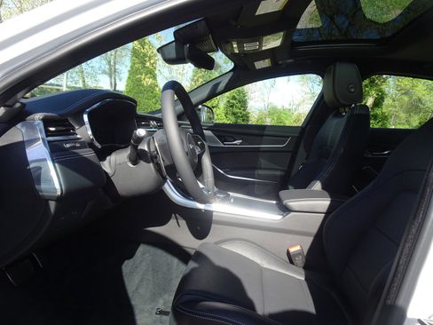 New 2024 Jaguar XF R-Dynamic SE image 2