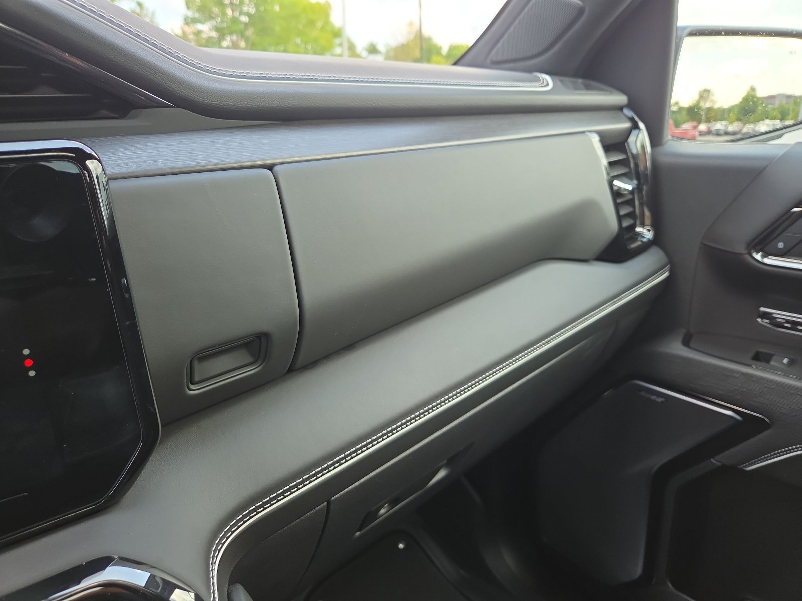 Used 2024 GMC Sierra 1500 AT4X AWD/4WD image 22