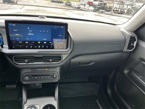 Used 2025 Ford Bronco Sport Outer Banks w/ Outer Banks Tech Package+ image 13