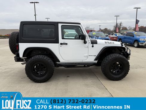 Used 2018 Jeep Wrangler Sport image 9