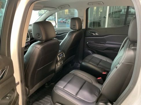 Used 2020 GMC Acadia SLT image 15