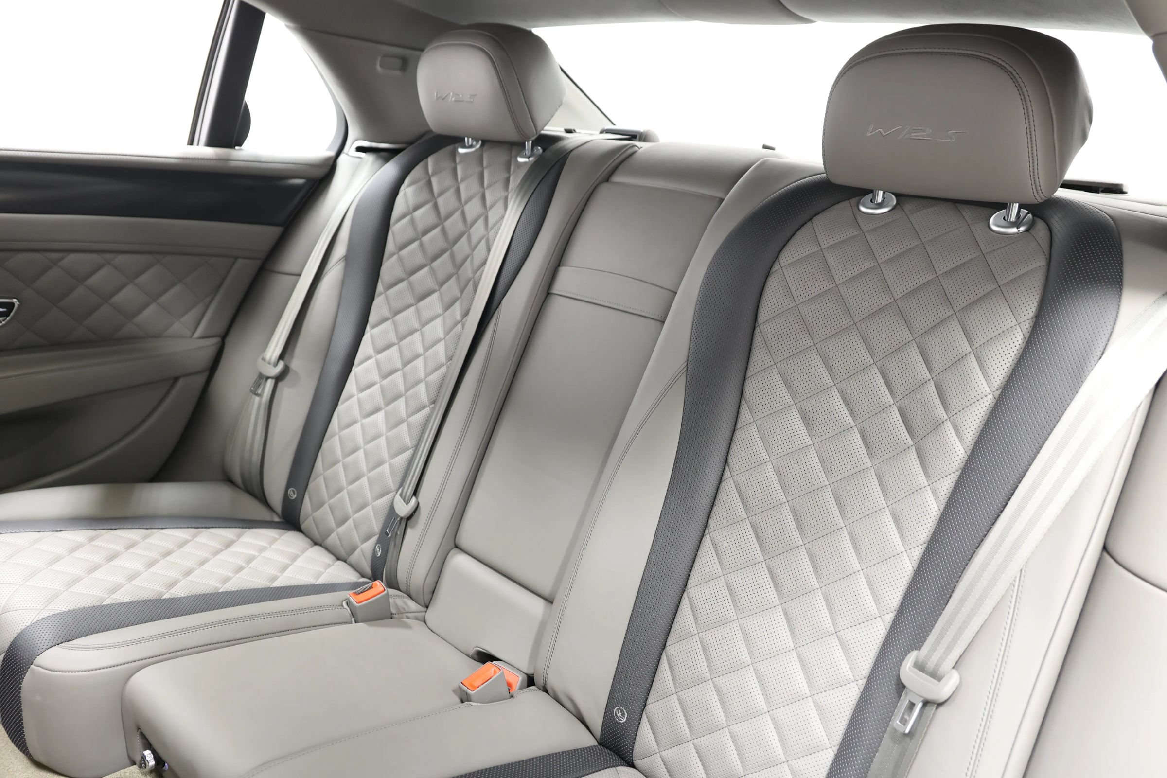 Used 2018 Bentley Flying Spur S W12 AWD/4WD image 54