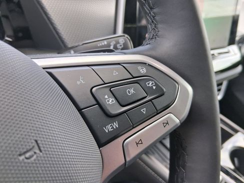 New 2026 Volkswagen Atlas Cross Sport SEL Premium R-Line AWD/4WD image 17
