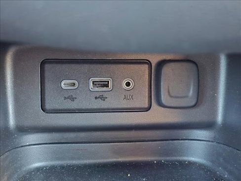 Certified 2024 Chevrolet Equinox LT image 20