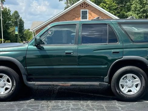 Used 1999 Toyota 4Runner SR5 RWD image 4