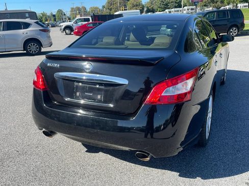 Used 2009 Nissan Maxima 3.5 SV w/ Cold Pkg FWD image 10