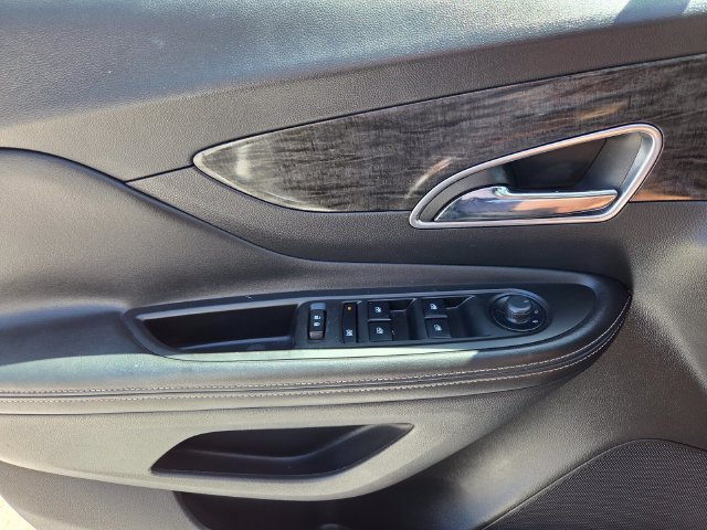 Used 2014 Buick Encore Leather FWD image 20