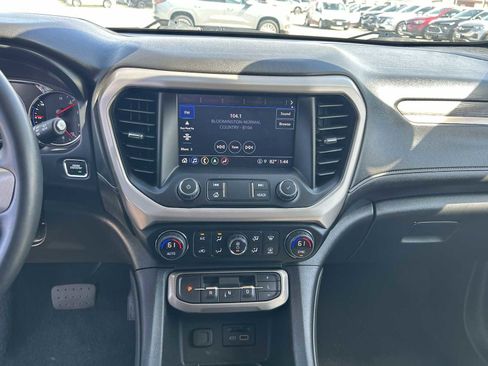 Used 2023 GMC Acadia Denali image 11