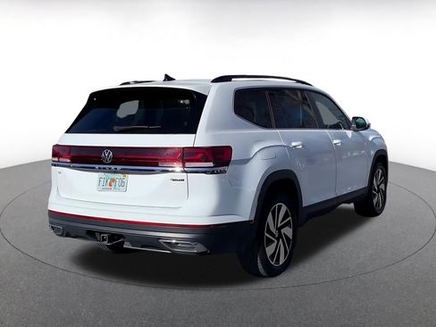 Used 2024 Volkswagen Atlas SE image 14